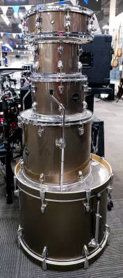 Mapex - Venus 5-Piece Drum Kit (22,10,12,16,SD) with Cymbals and Hardware - Copper Metallic